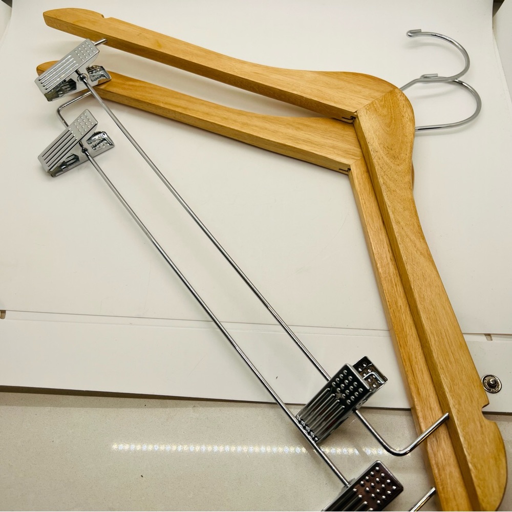 NWT 2 Contoured Wooden Suit Hangers with Clips (Natural)